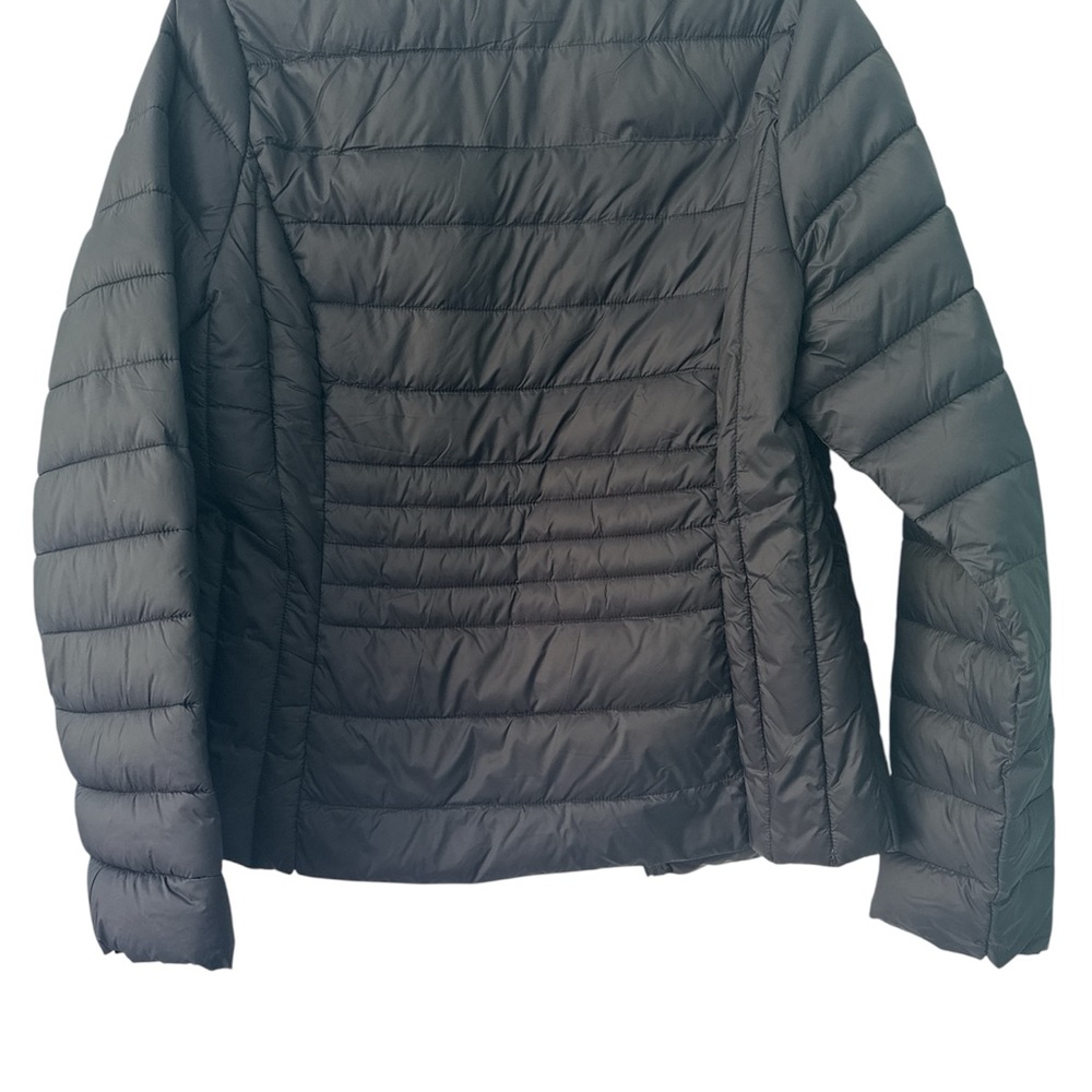 Love Tree Women's Black Puffer Jacket - Picture 2 of 6
